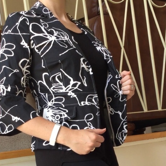 Melanie Lyne Blazer - Picture 1 of 8